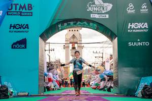 BIB: 5099
                            <button type="button" onclick="openModal(24870922)" class="btn btn-primary btn-sm float-right btn-popup" data-toggle="modal" data-target=".modal-high-quality">
                        <i class="fas fa-shopping-cart"></i> Add to Cart
                    </button>
                                            <button type="button" onclick="isThisMe(24870922, true)" class="btn btn-success btn-sm float-right btn-popup btn-isme hidden" data-toggle="tooltip" data-placement="bottom" title="นี่คือรูปของคุณใช่ไหม คลิกที่นี่เพื่อเอาเข้าอัลบั้ม">
                        <i class="fas fa-plus"></i> Add to album
                    </button>
                    <button type="button" onclick="isThisMe(24870922, false)" class="btn btn-warning btn-sm float-right btn-popup btn-isnotme hidden">
                        <i class="fas fa-ban"></i> Remove from album
                    </button>